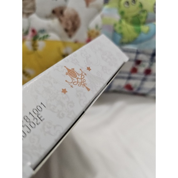 Flower Knows Strawberry Cupid Makeup Palette 01 Honey Canelé Eyeshadow New - Picture 8 of 10